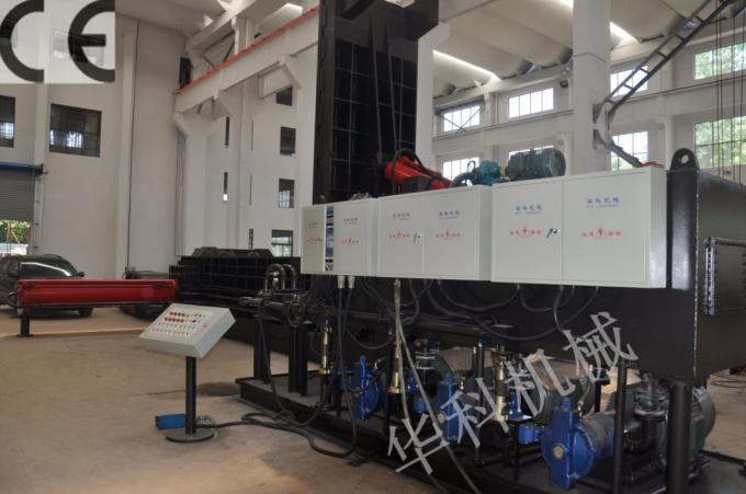 Y8F-400A 90KW CE เศษโลหะเครื่องกด Baling 1